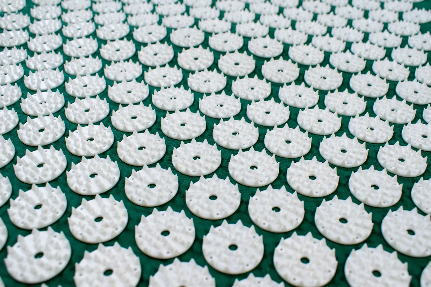 Acupressure Mat Benefits: How This Recovery Tool Relieves Tension